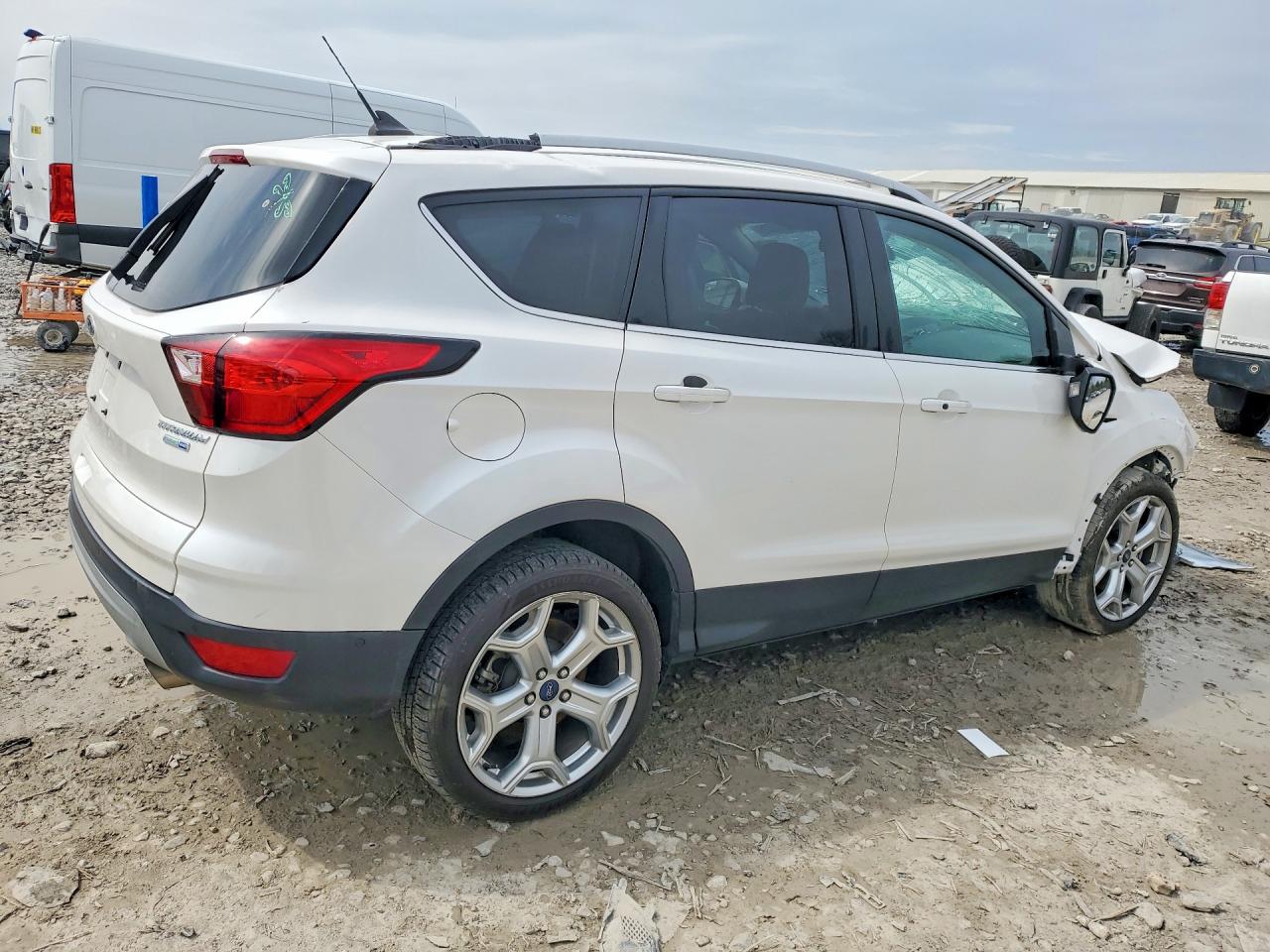 2019 FORD ESCAPE TITANIUM photo 5