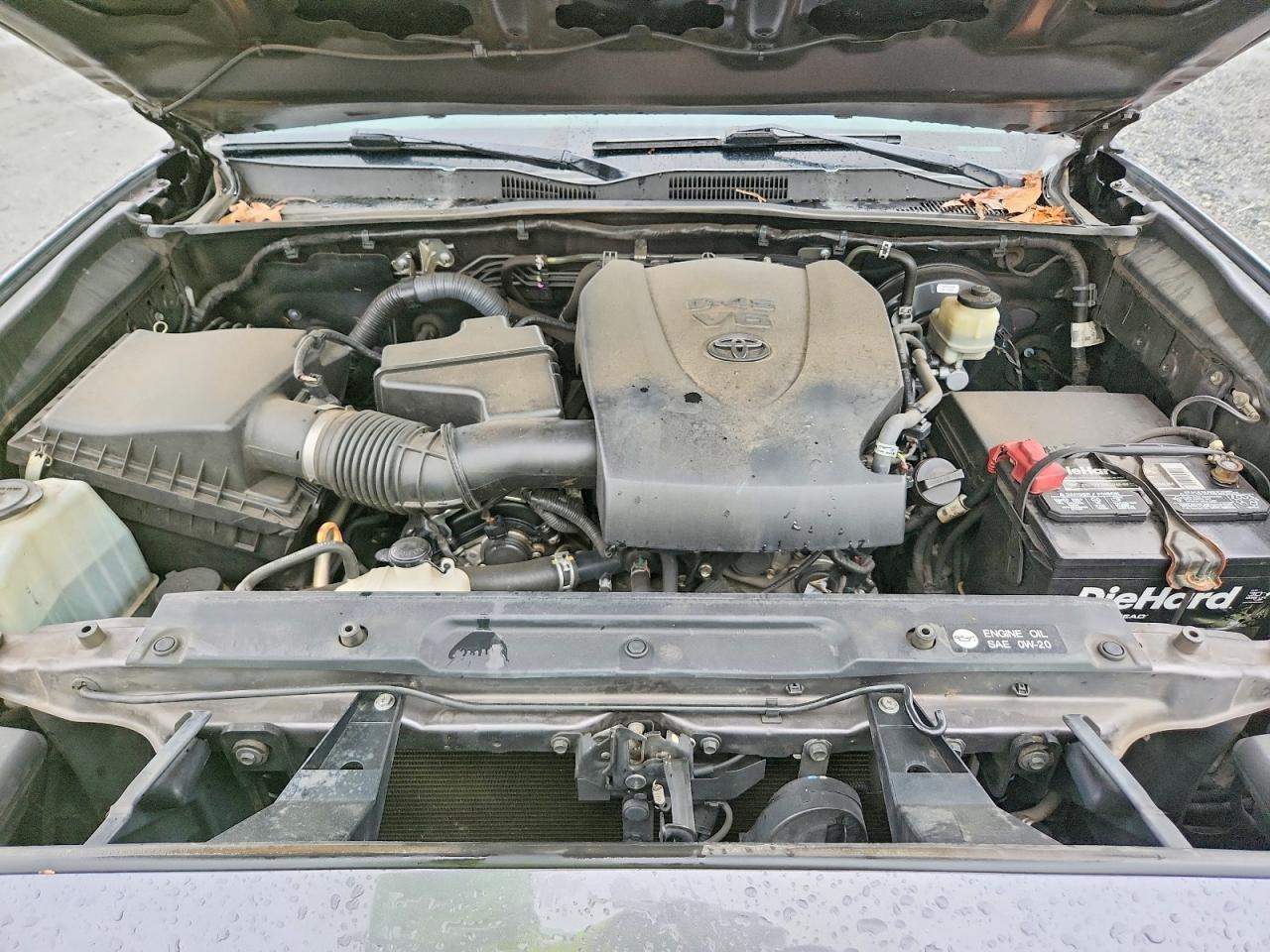 2017 TOYOTA TACOMA TRD SPORT photo 11