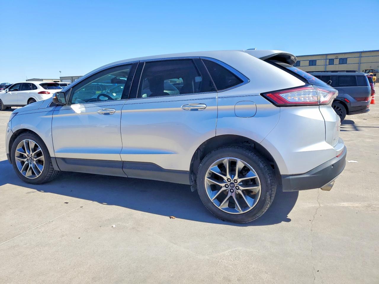 2018 FORD EDGE TITANIUM photo 3