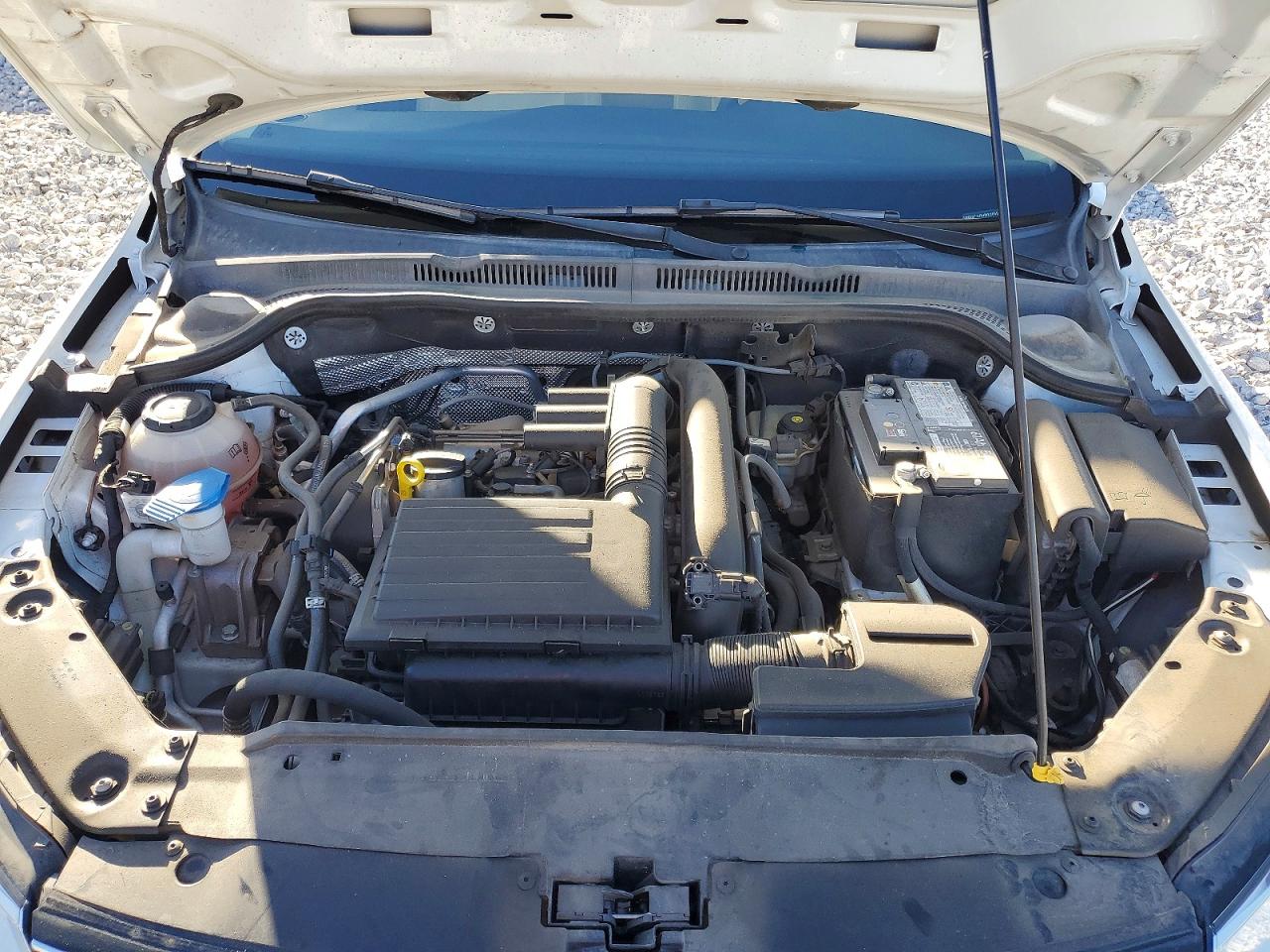 2018 VOLKSWAGEN JETTA SE photo 21