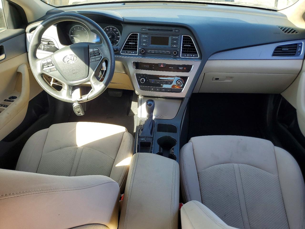 2015 HYUNDAI SONATA SE photo 15