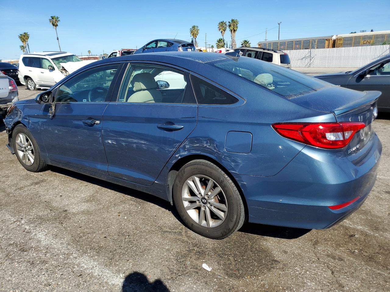2015 HYUNDAI SONATA SE photo 3
