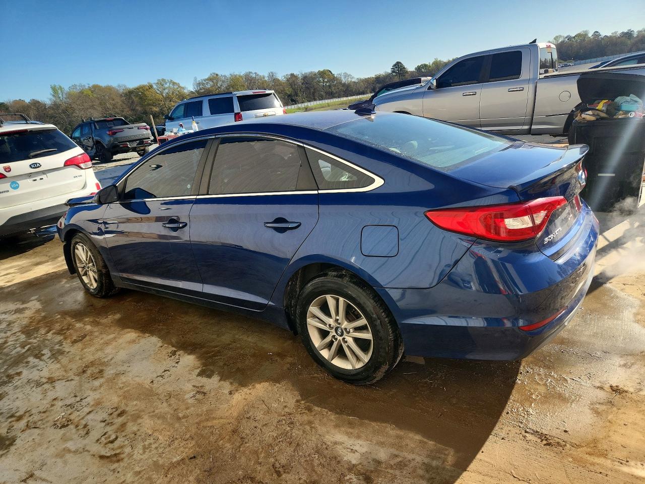 2016 HYUNDAI SONATA SE photo 2