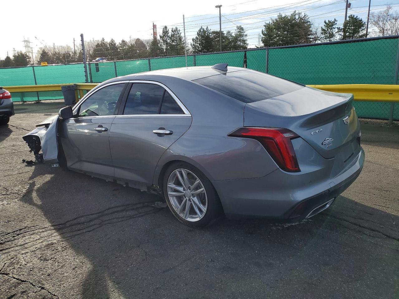 2022 CADILLAC CT4 LUXURY photo 4