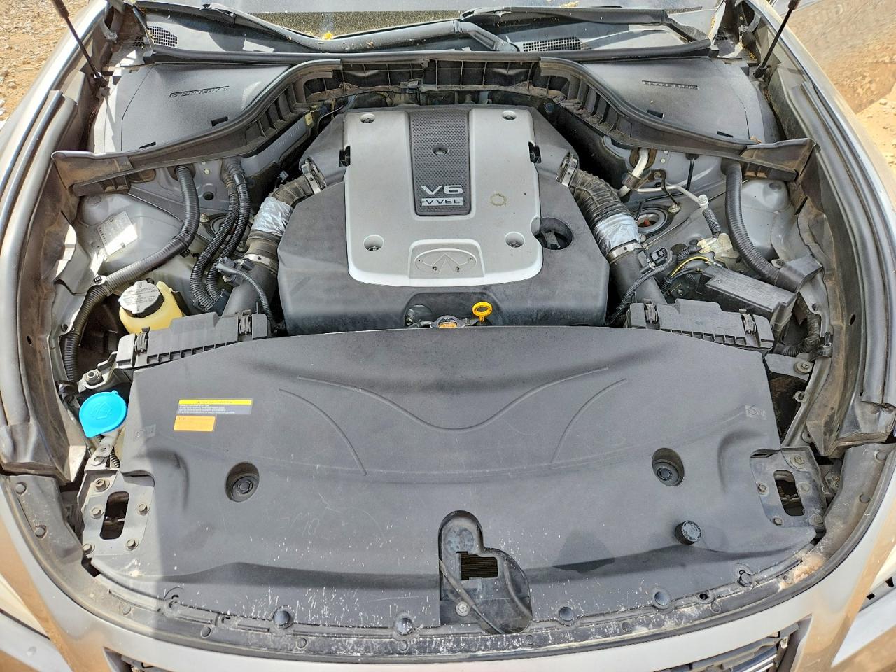 2011 INFINITI M37 BASE photo 21