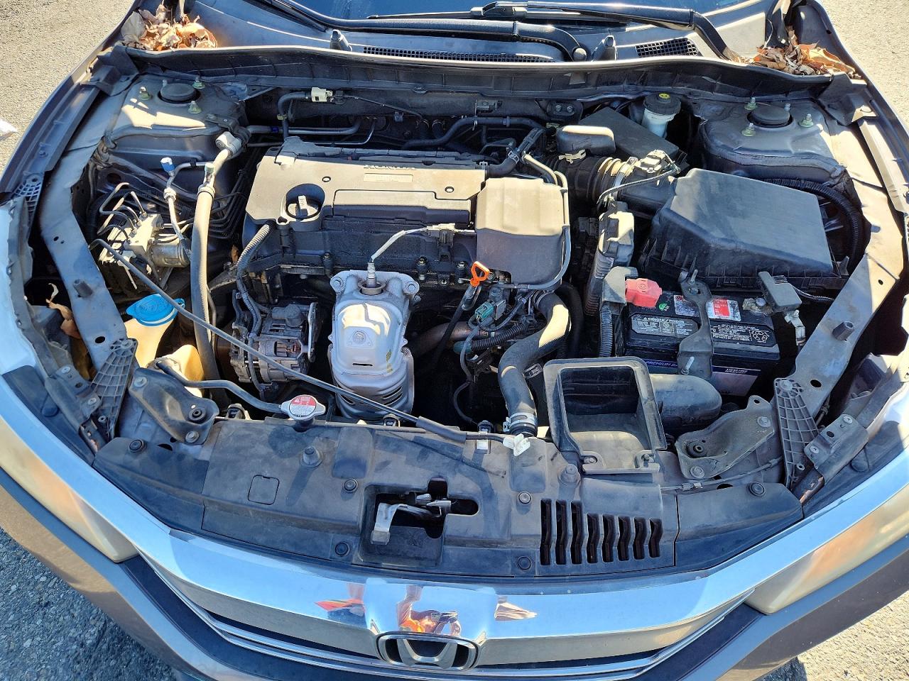 2016 HONDA ACCORD LX photo 11