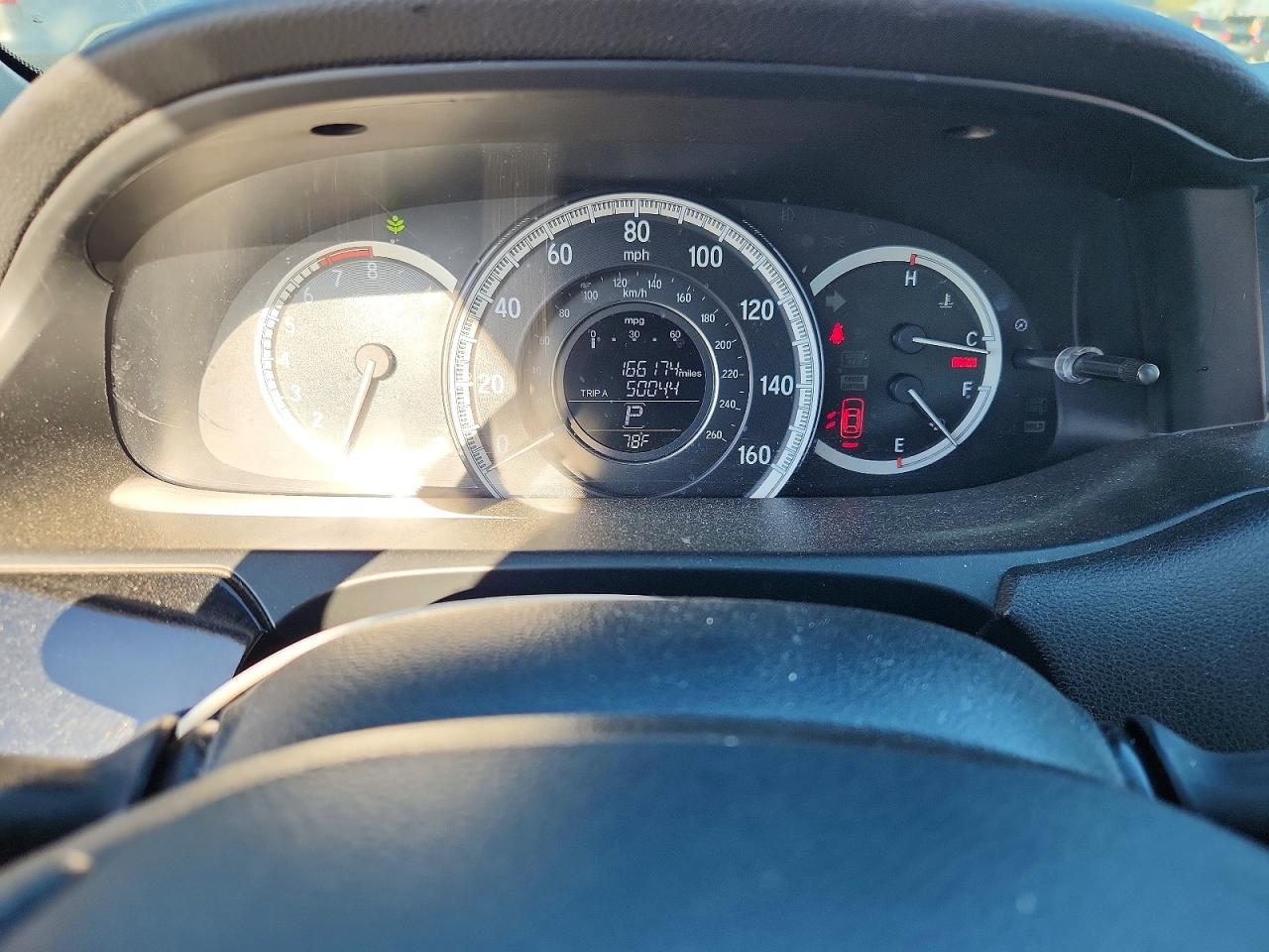 2016 HONDA ACCORD LX photo 9