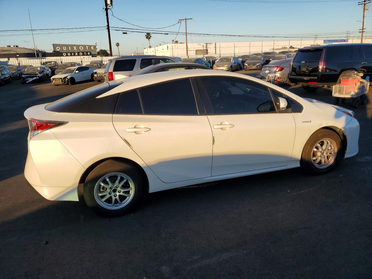 2018 TOYOTA PRIUS ONE photo 5