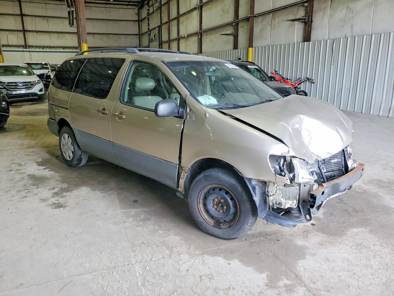 2001 TOYOTA SIENNA LE photo 10