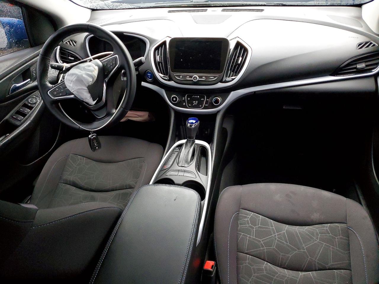 2017 CHEVROLET VOLT LT photo 8