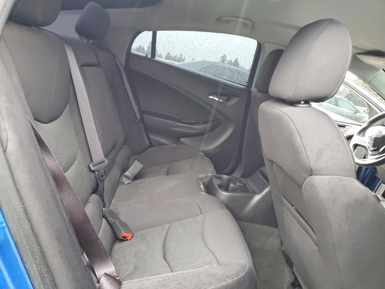 2017 CHEVROLET VOLT LT photo 10