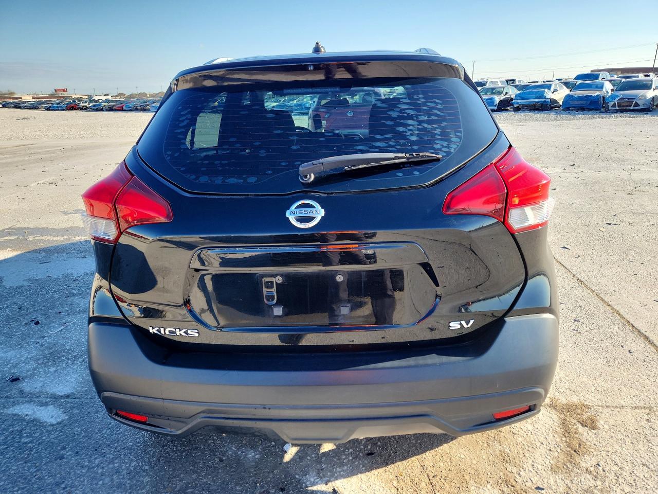2018 NISSAN KICKS SV photo 11