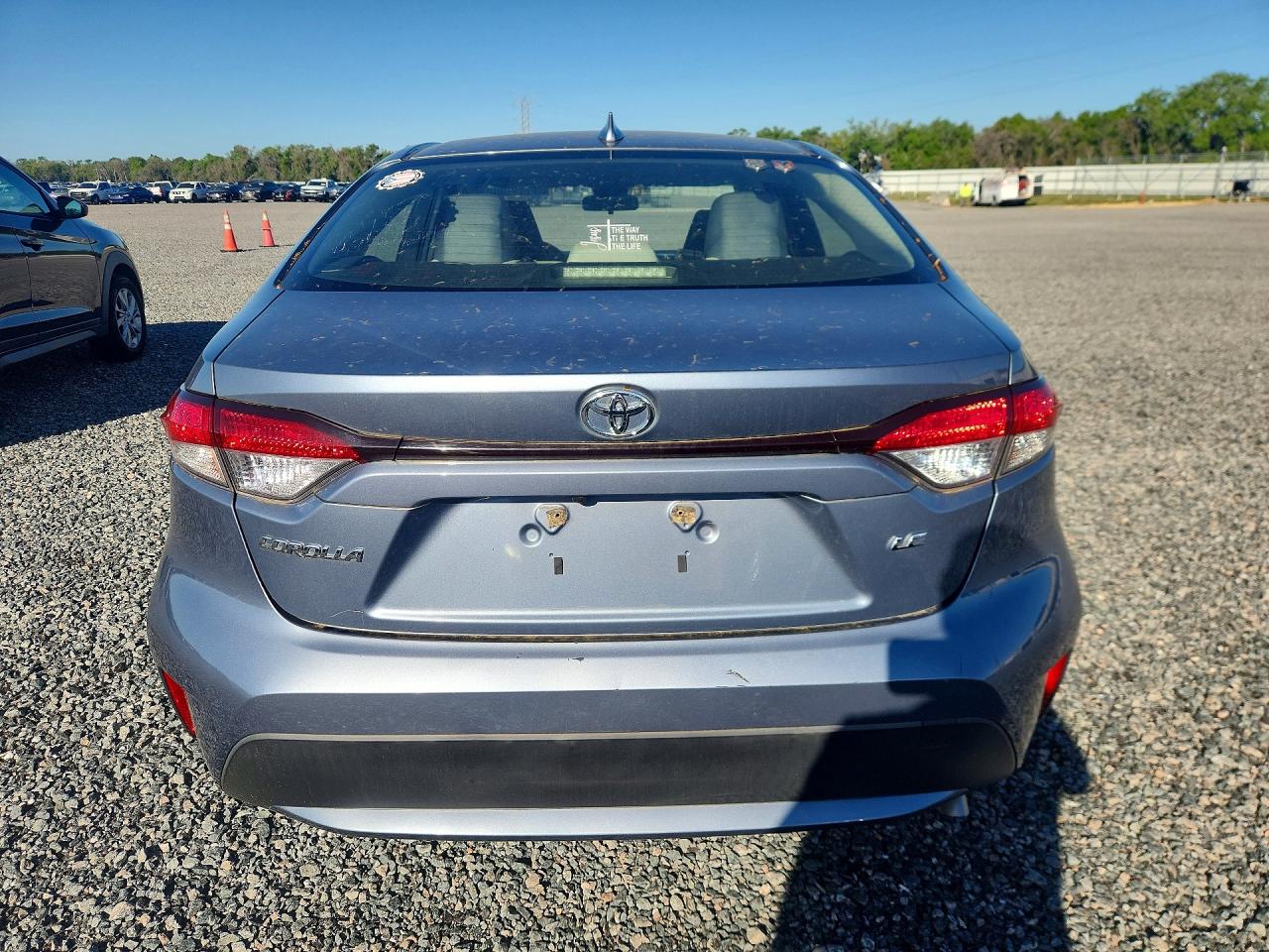 2020 TOYOTA COROLLA LE photo 11