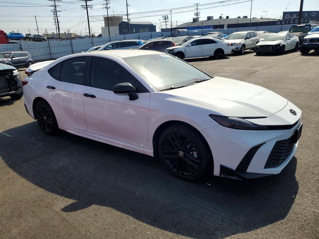 2025 TOYOTA CAMRY SE photo 7
