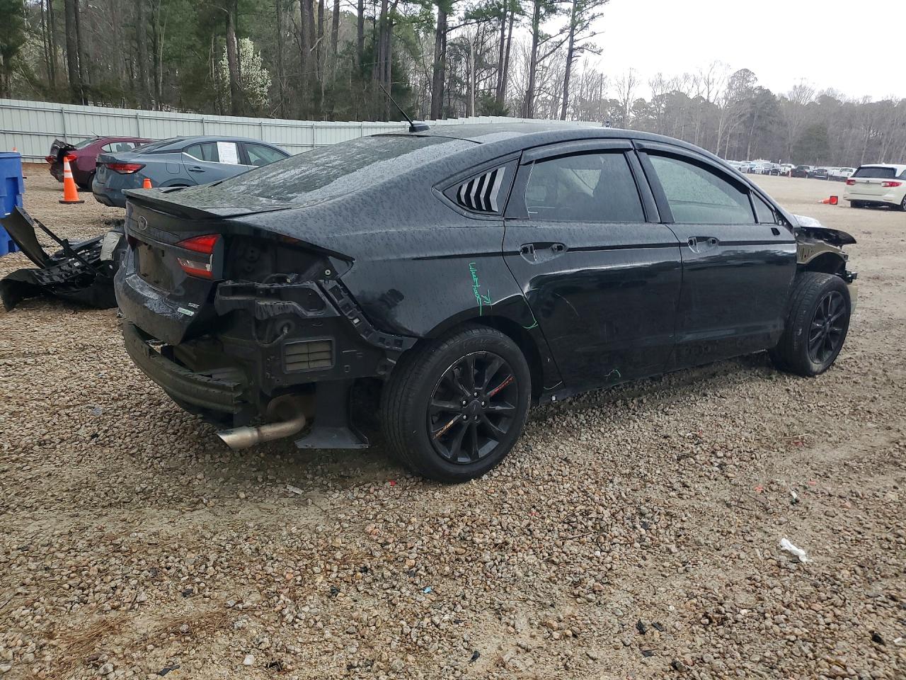 2017 FORD FUSION SE photo 5