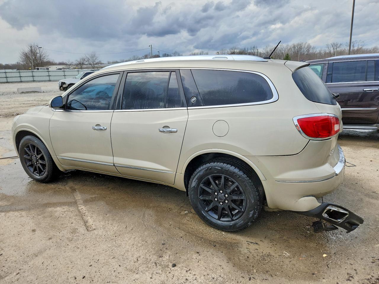 2014 BUICK ENCLAVE photo 3