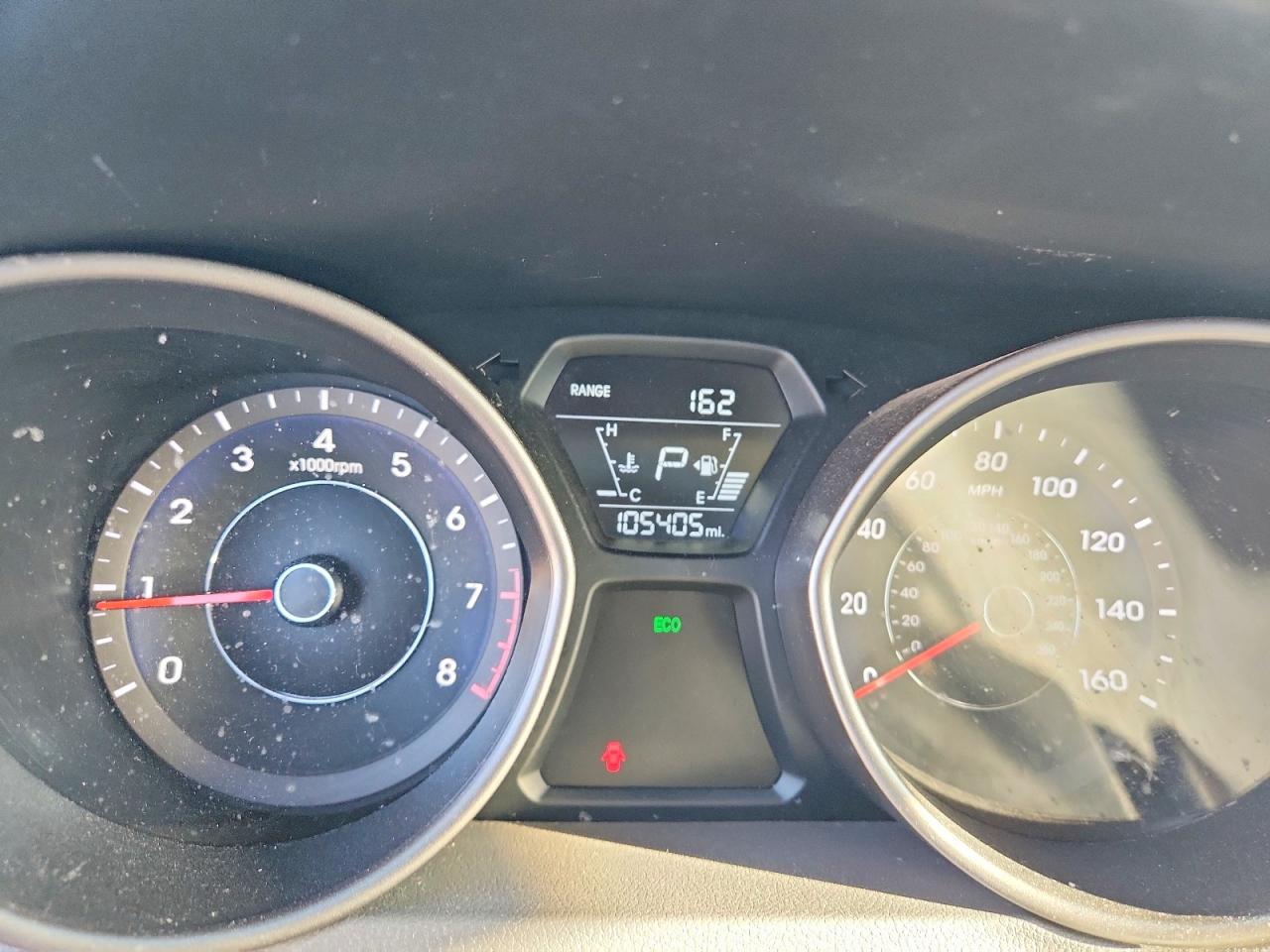 2016 HYUNDAI ELANTRA SE photo 9