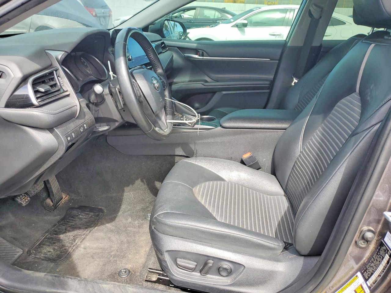 2023 TOYOTA CAMRY SE photo 19