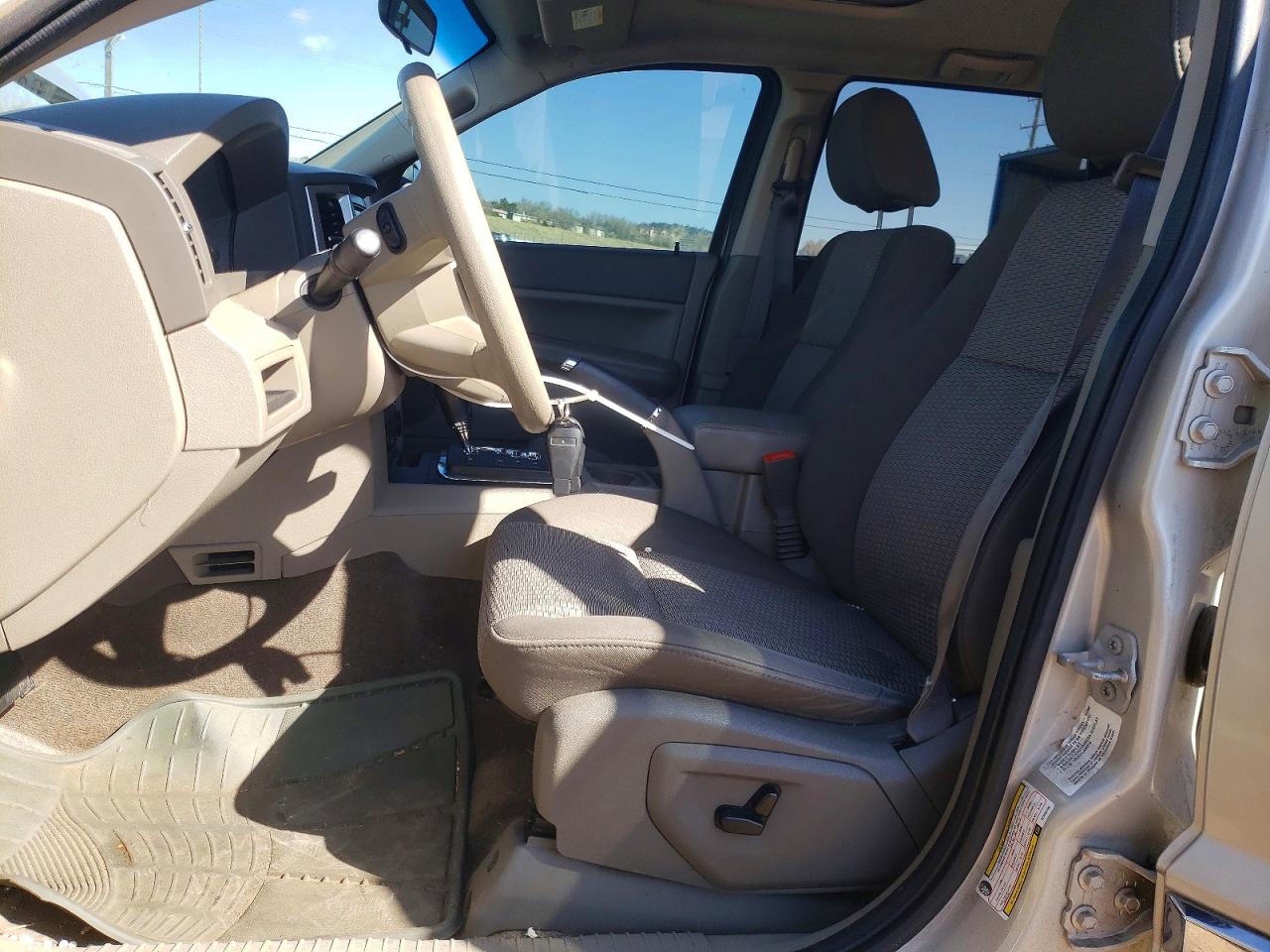 2009 JEEP GRAND CHEROKEE LAREDO photo 13