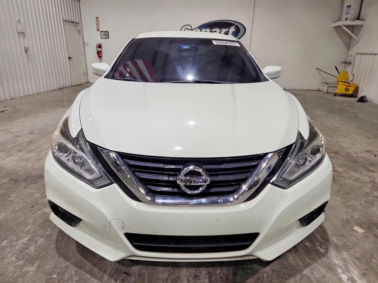 2018 NISSAN ALTIMA 2.5 SV photo 9