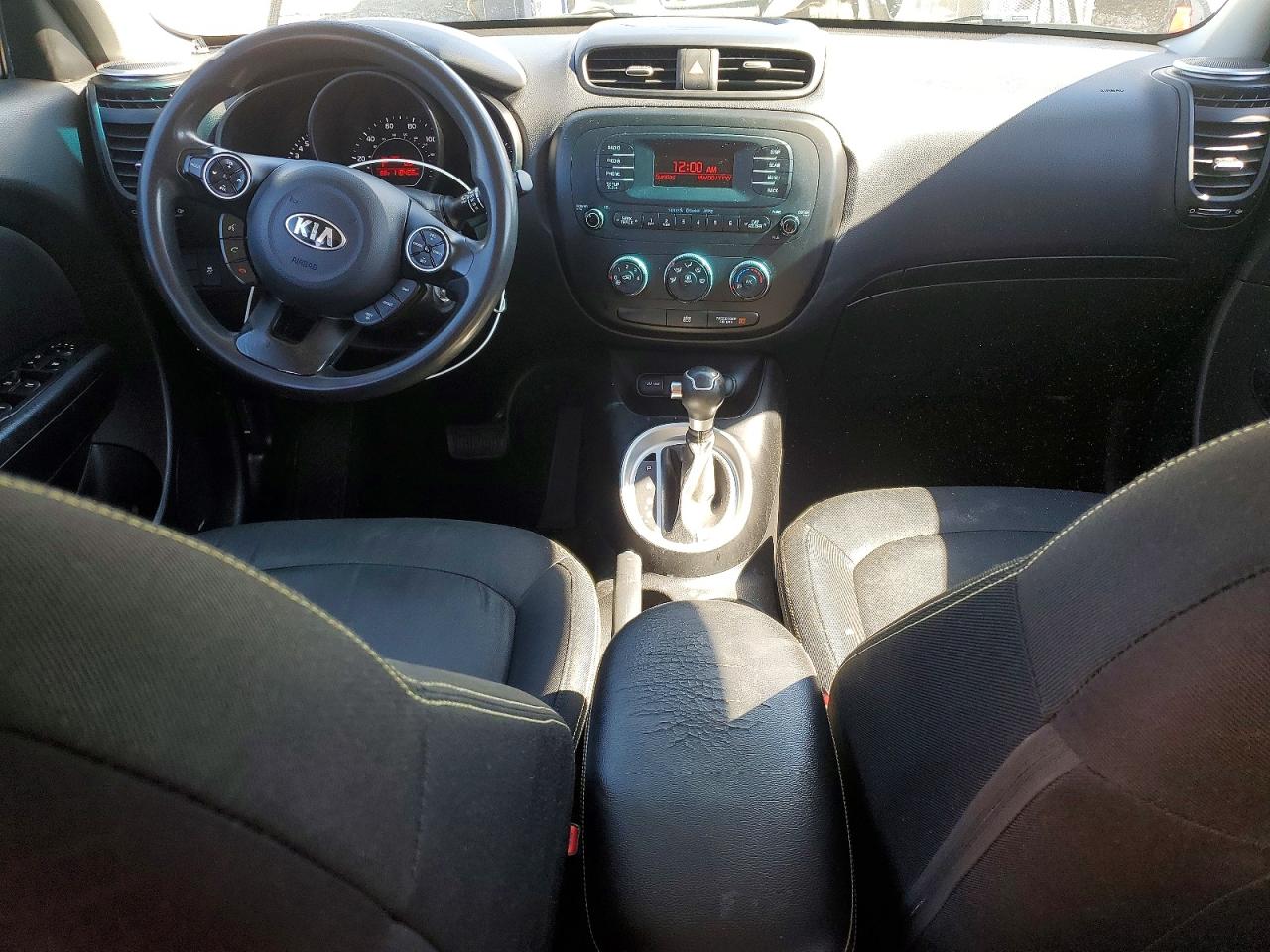 2014 KIA SOUL + photo 15