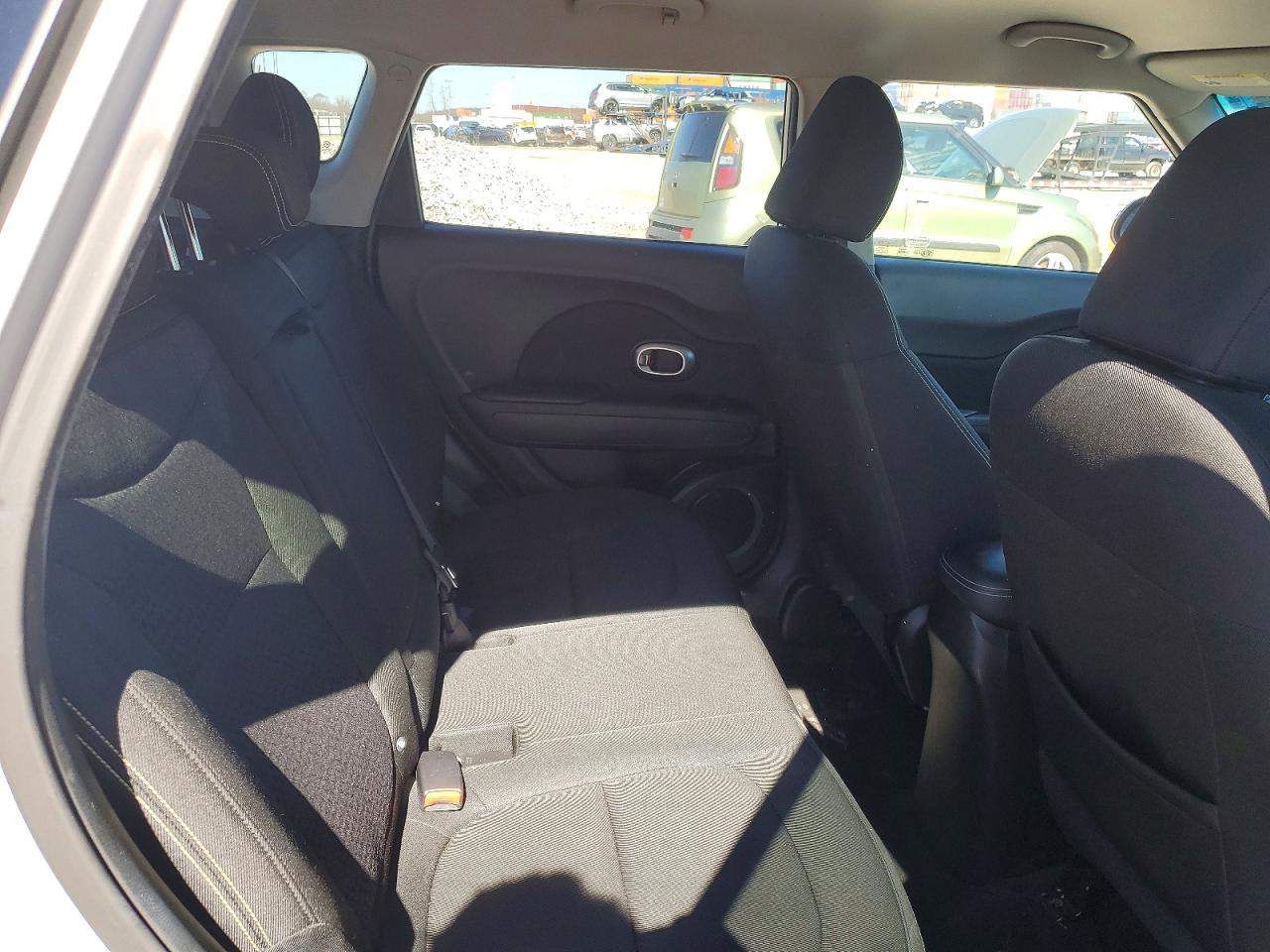 2014 KIA SOUL + photo 21