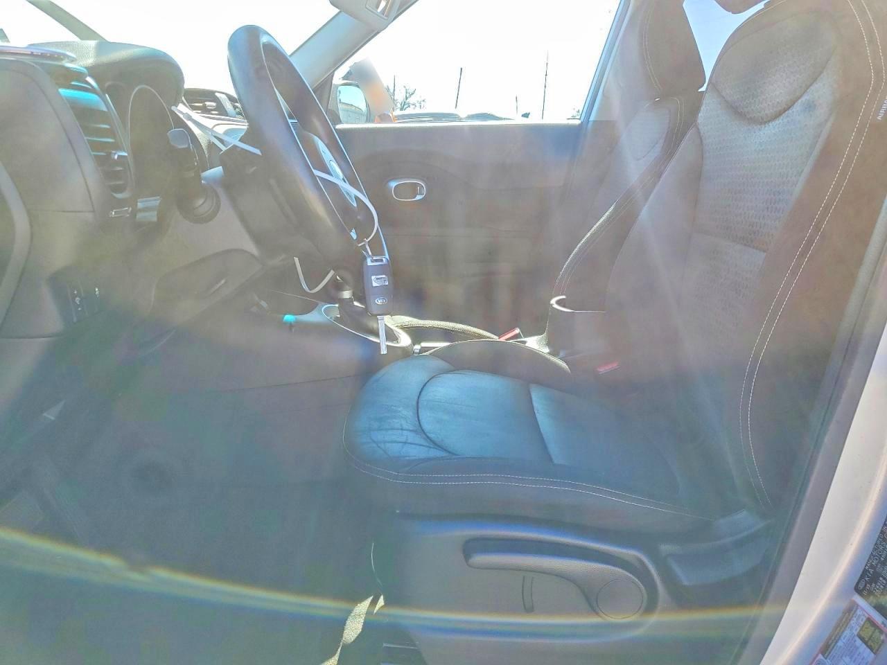 2014 KIA SOUL + photo 13