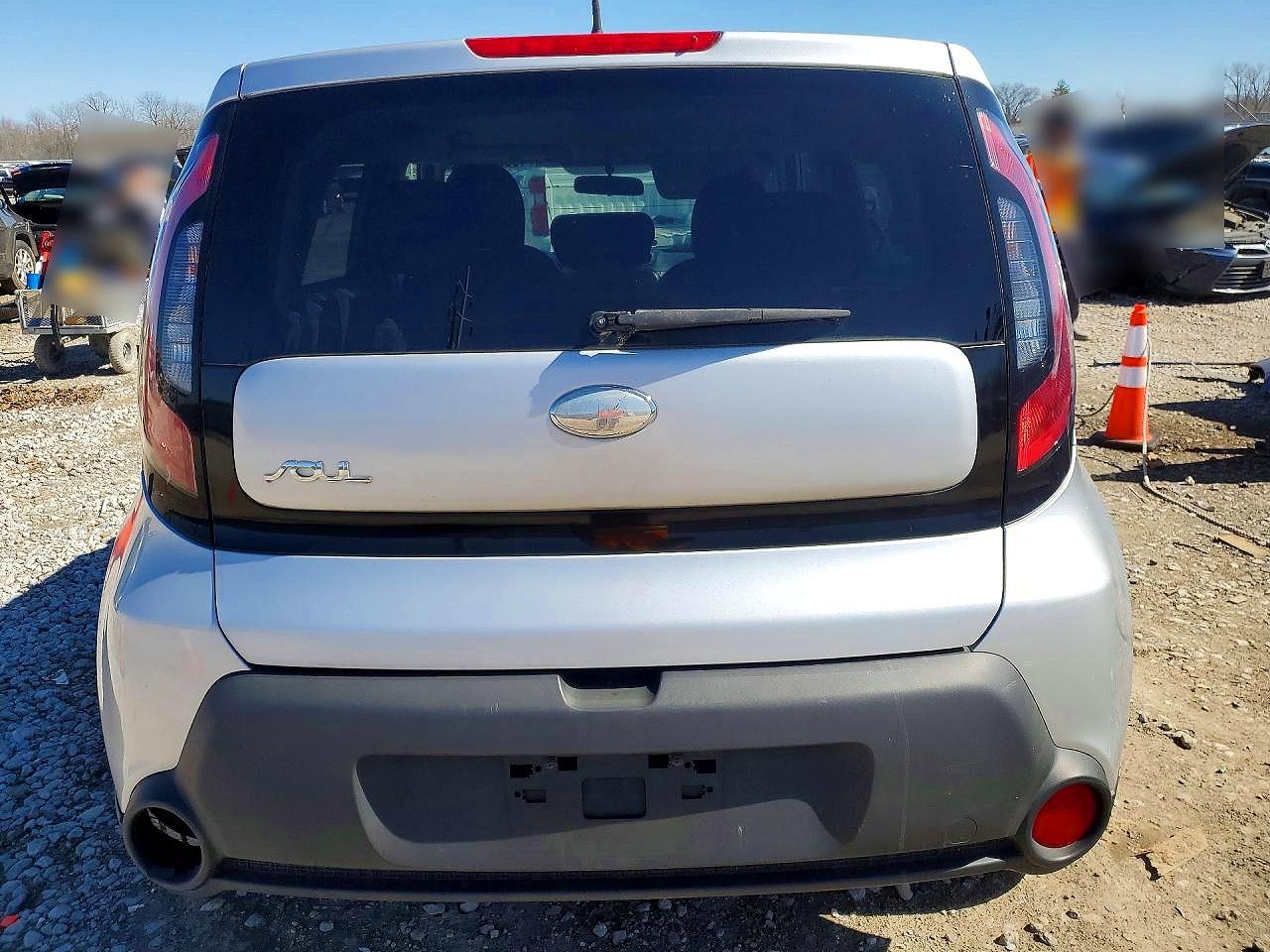 2014 KIA SOUL + photo 11