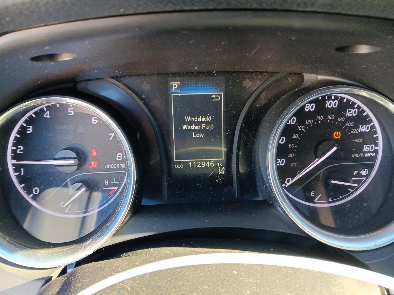 2019 TOYOTA CAMRY LE photo 17