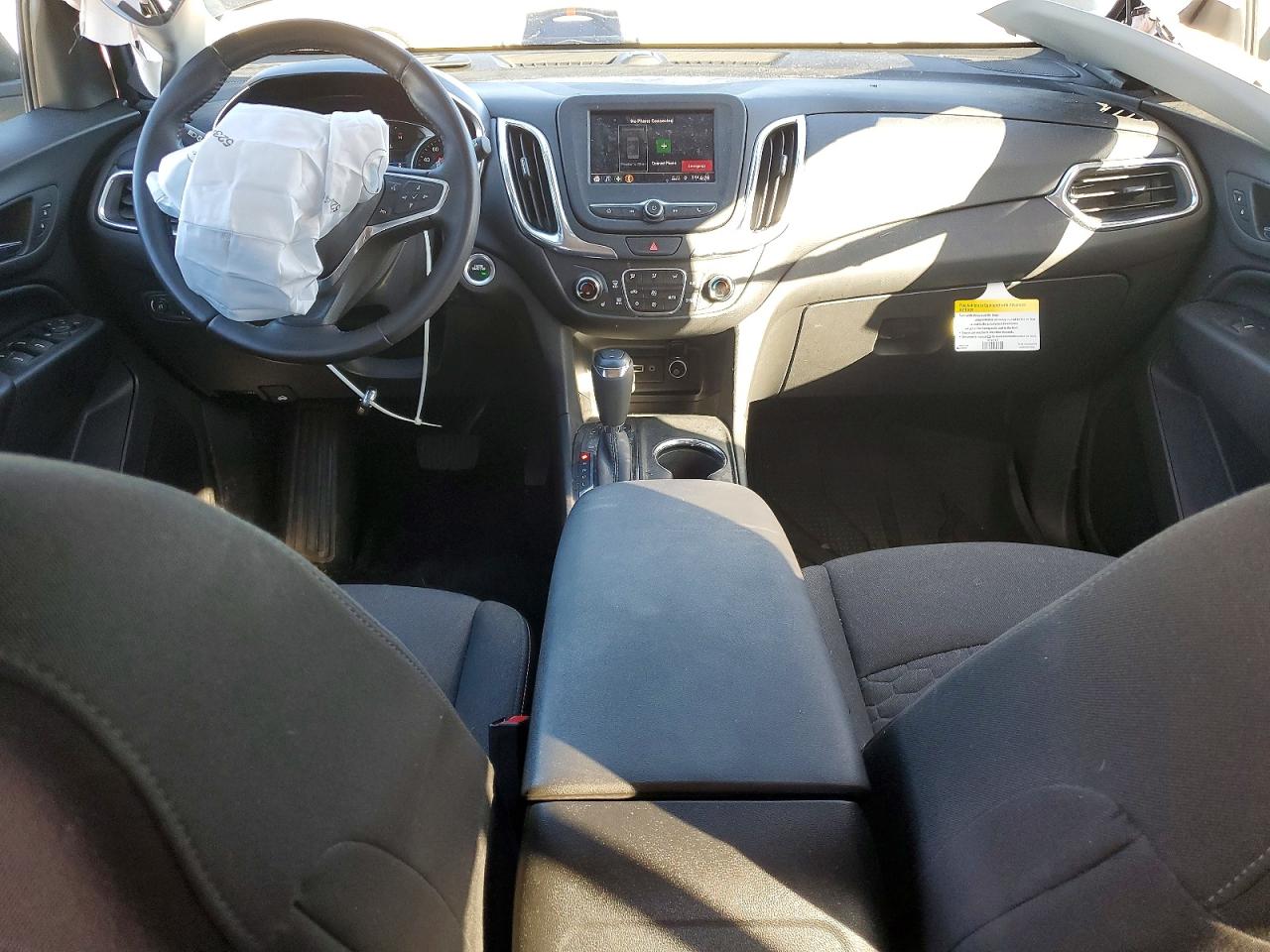 2020 CHEVROLET EQUINOX LT photo 8