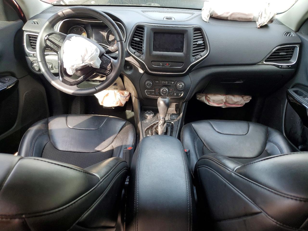 2019 JEEP CHEROKEE LATITUDE PLUS photo 15