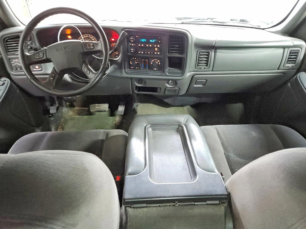 2007 GMC NEW SIERRA K1500 CLASSIC photo 8