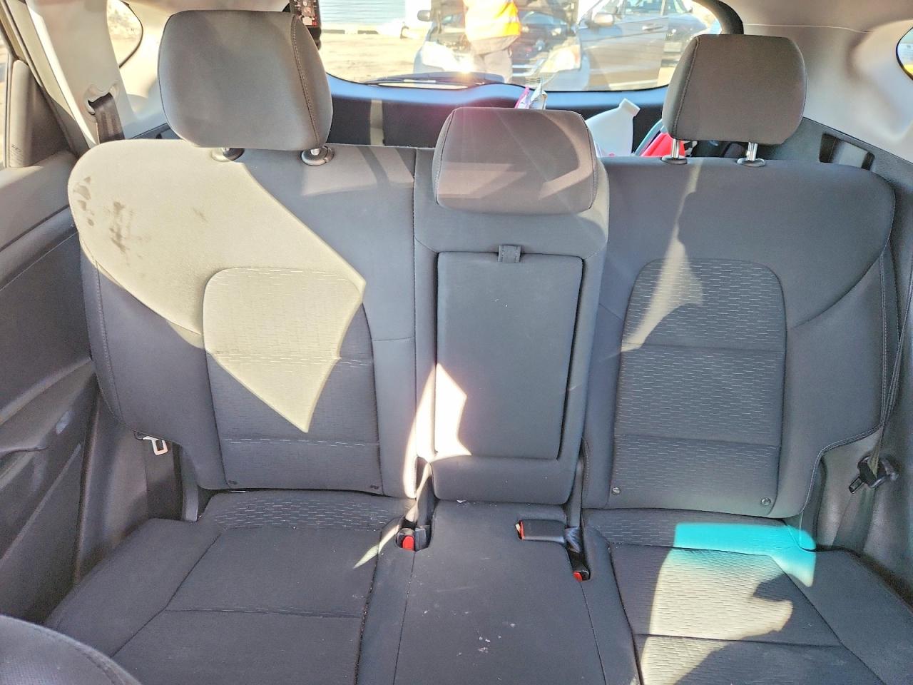 2019 HYUNDAI TUCSON VALUE photo 19
