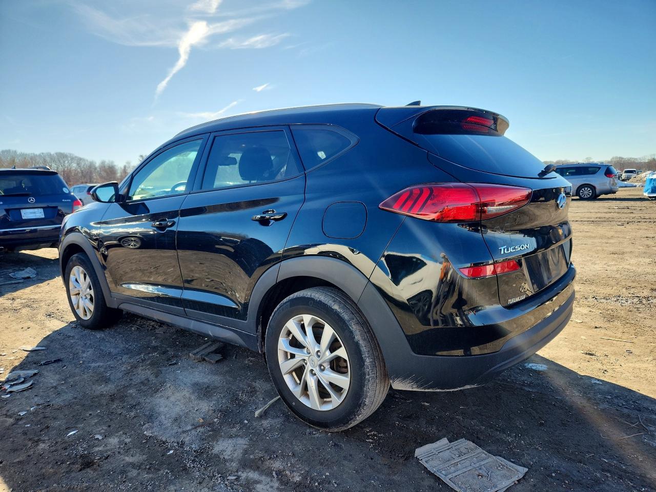 2019 HYUNDAI TUCSON VALUE photo 3