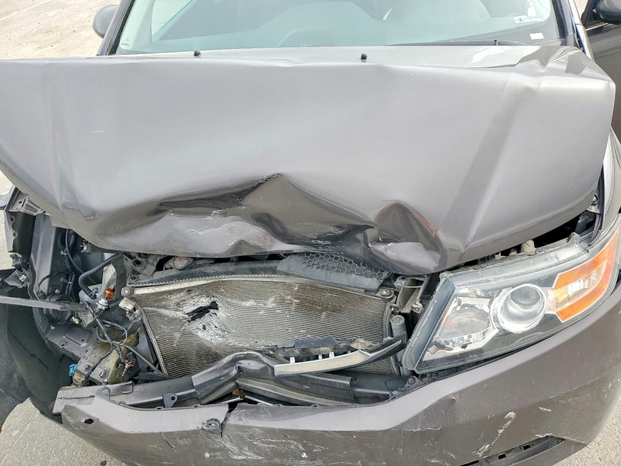 2014 HONDA ODYSSEY EX photo 12