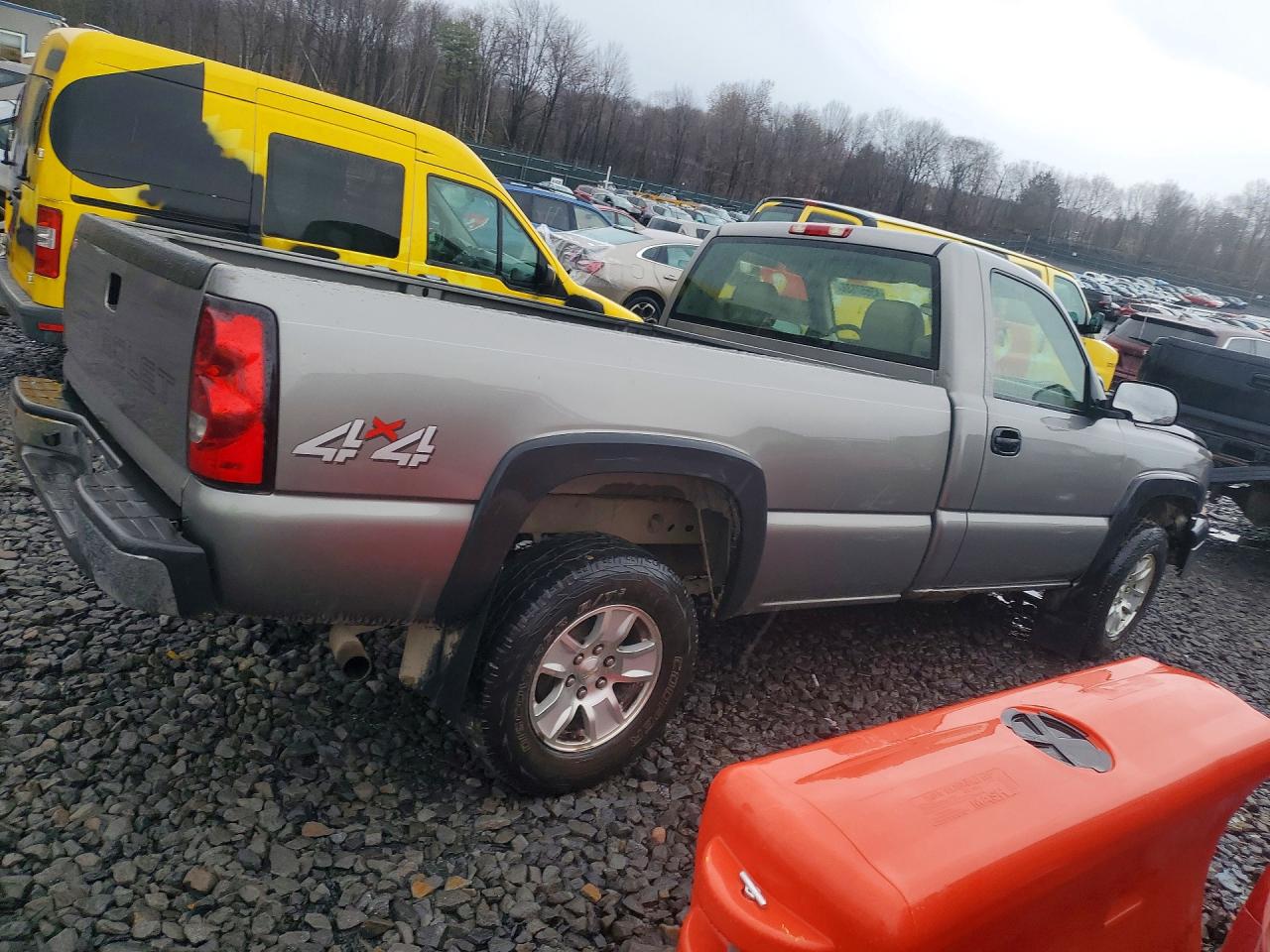 2006 CHEVROLET SILVERADO K1500 photo 3