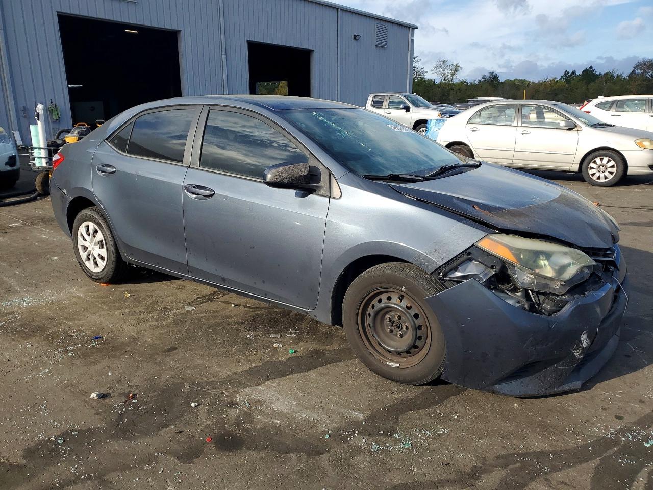 2014 TOYOTA COROLLA L photo 4