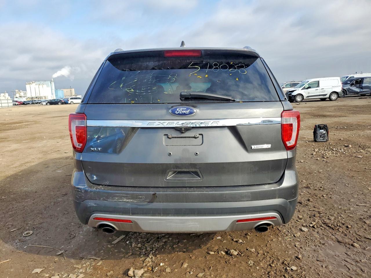 2017 FORD EXPLORER XLT photo 11