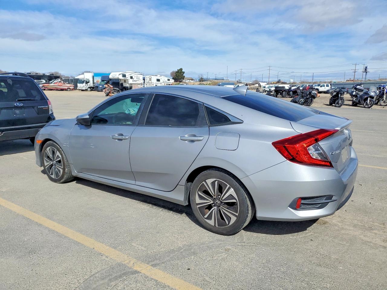 2016 HONDA CIVIC photo 3