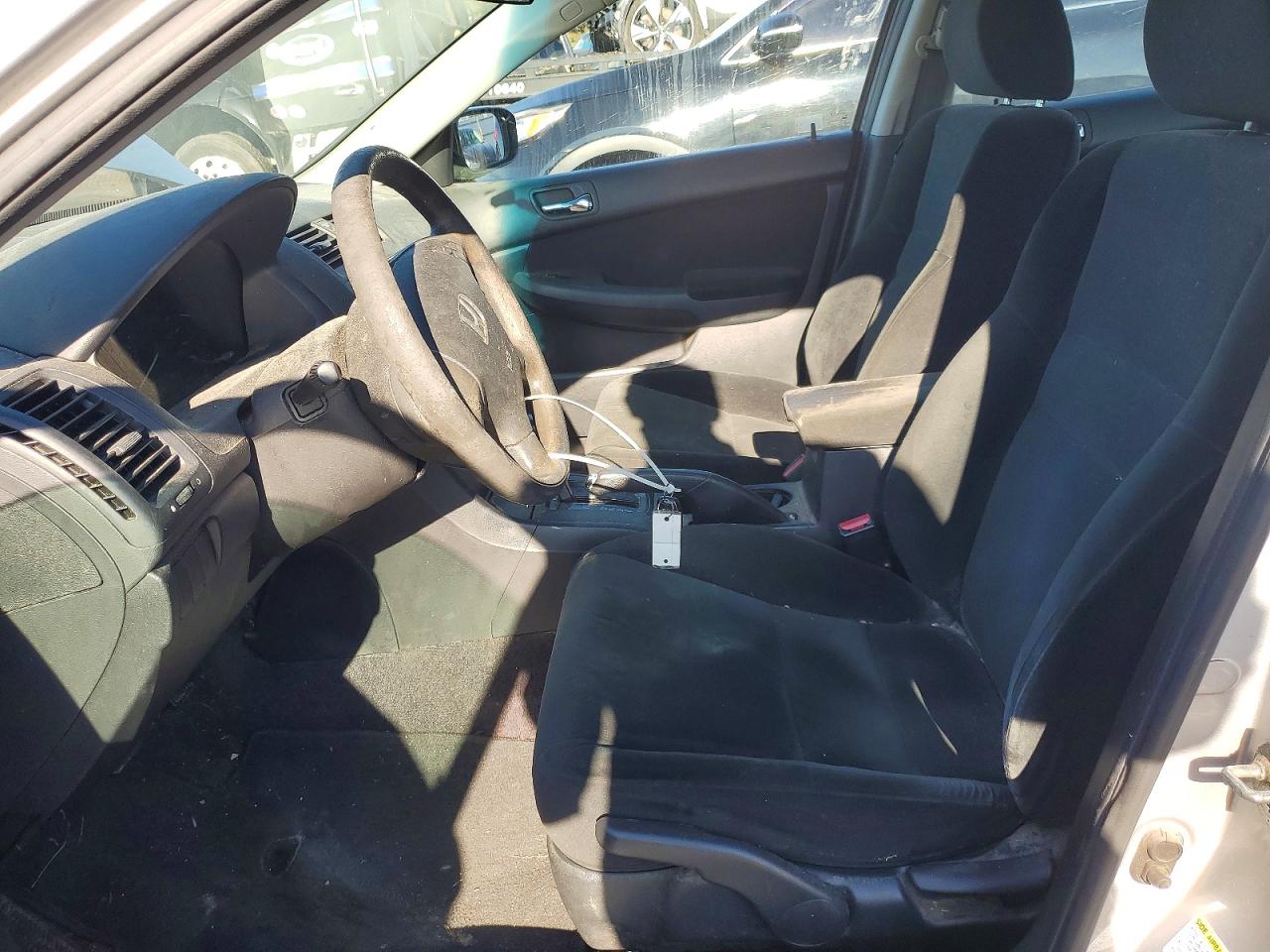 2006 HONDA ACCORD LX photo 13