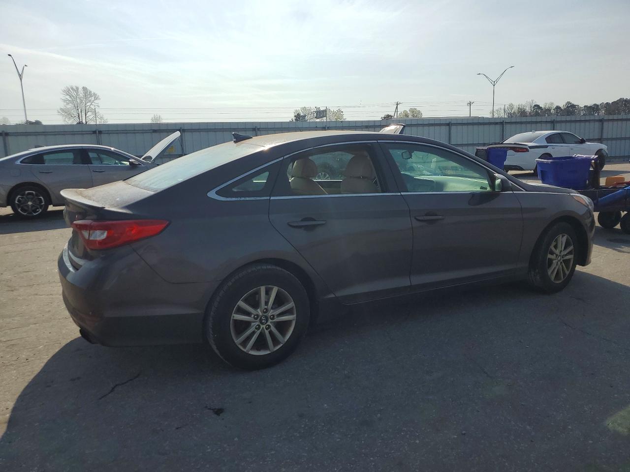 2016 HYUNDAI SONATA SE photo 5