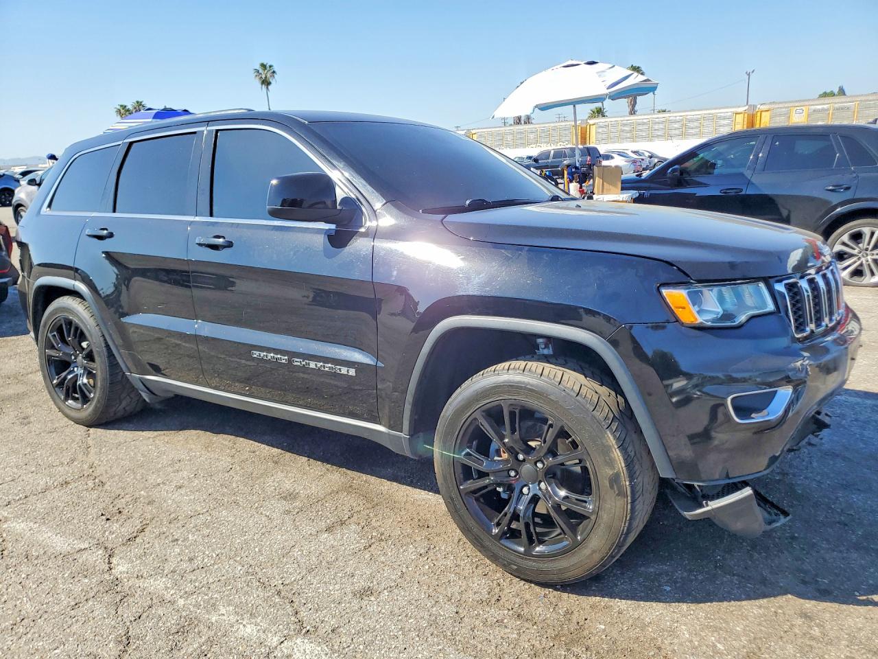 2019 JEEP GRAND CHEROKEE LAREDO photo 7