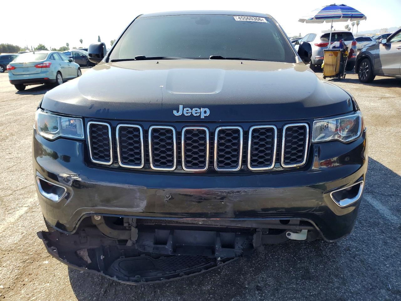 2019 JEEP GRAND CHEROKEE LAREDO photo 9