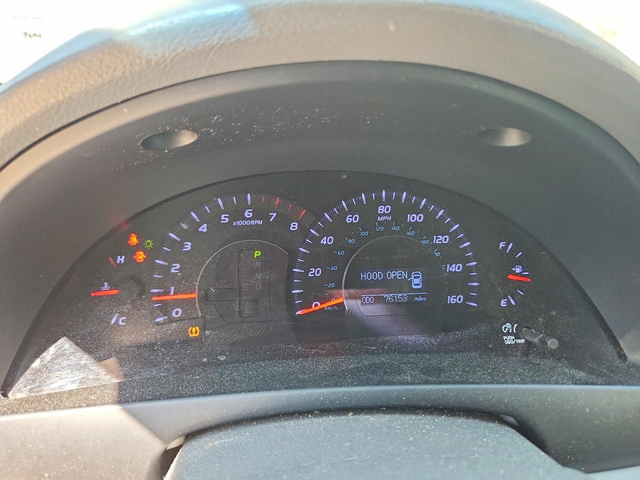 2010 TOYOTA CAMRY XLE V6 photo 9