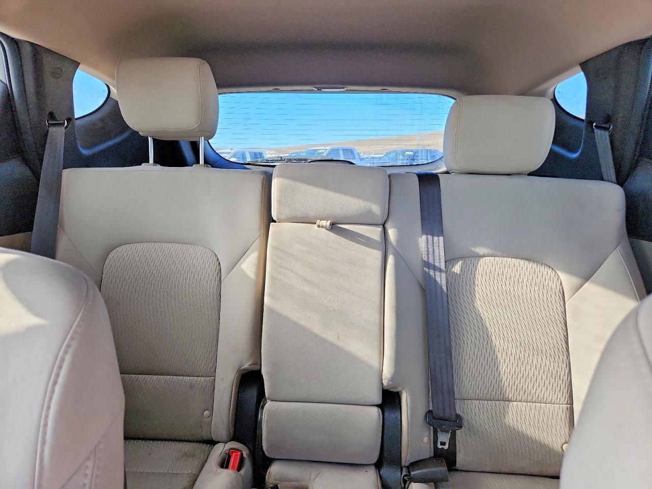 2017 HYUNDAI SANTA FE SPORT 2.4L photo 19