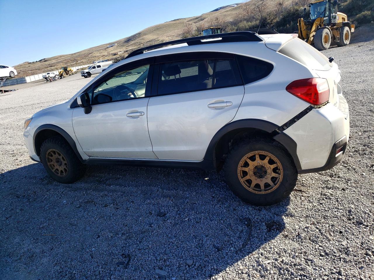 2014 SUBARU XV CROSSTREK 2.0 PREMIUM photo 2