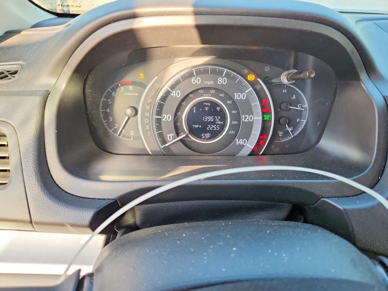 2014 HONDA CR-V LX photo 17