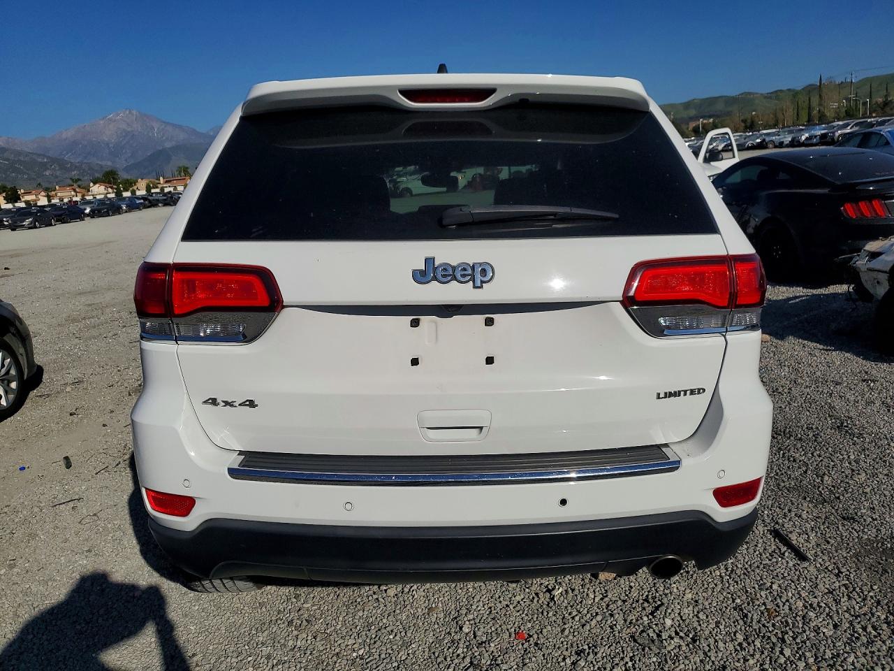 2022 JEEP GRAND CHEROKEE LIMITED photo 6