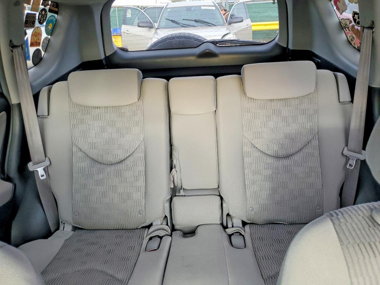 2010 TOYOTA RAV4 BASE photo 19