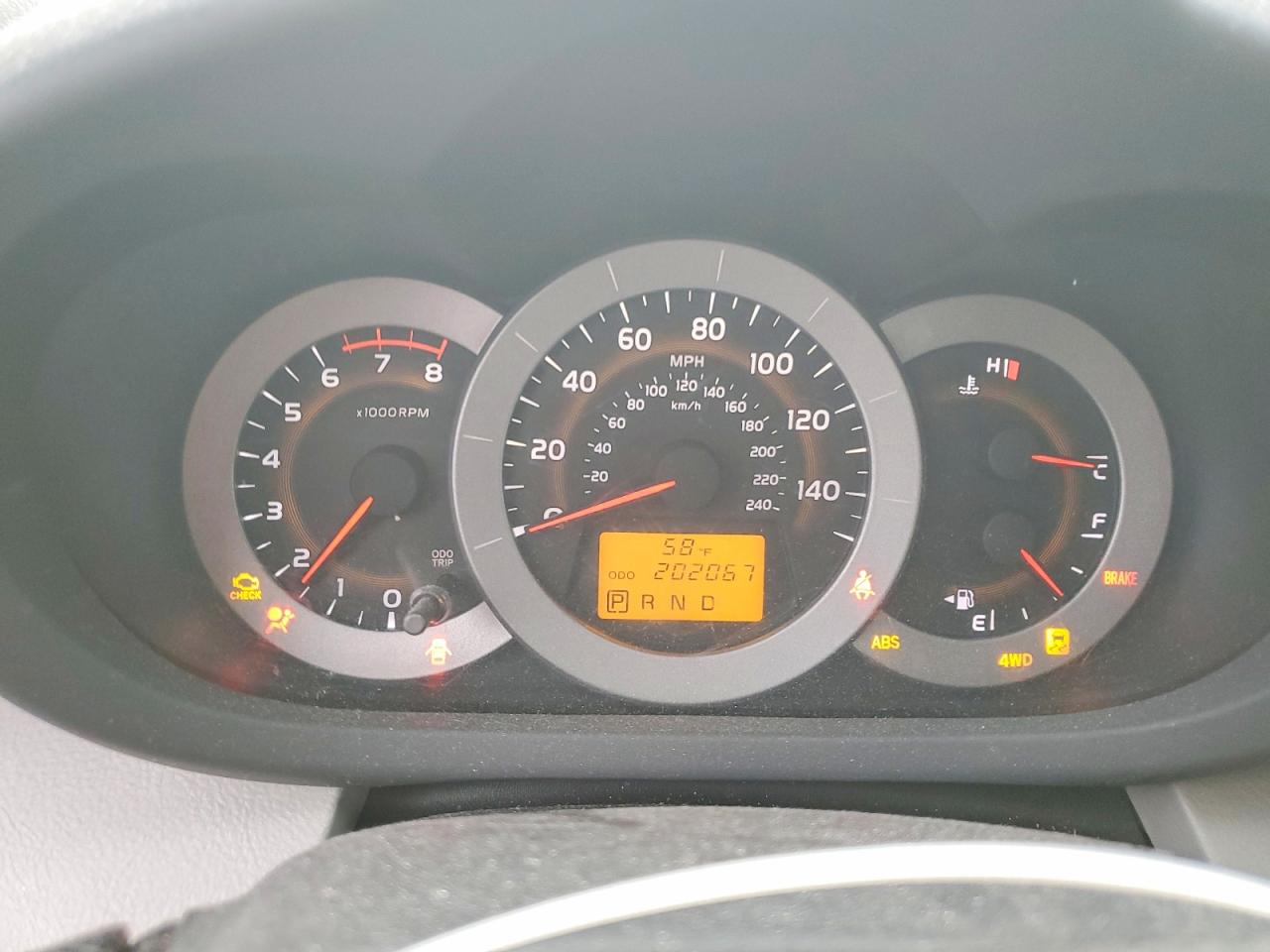 2010 TOYOTA RAV4 BASE photo 17